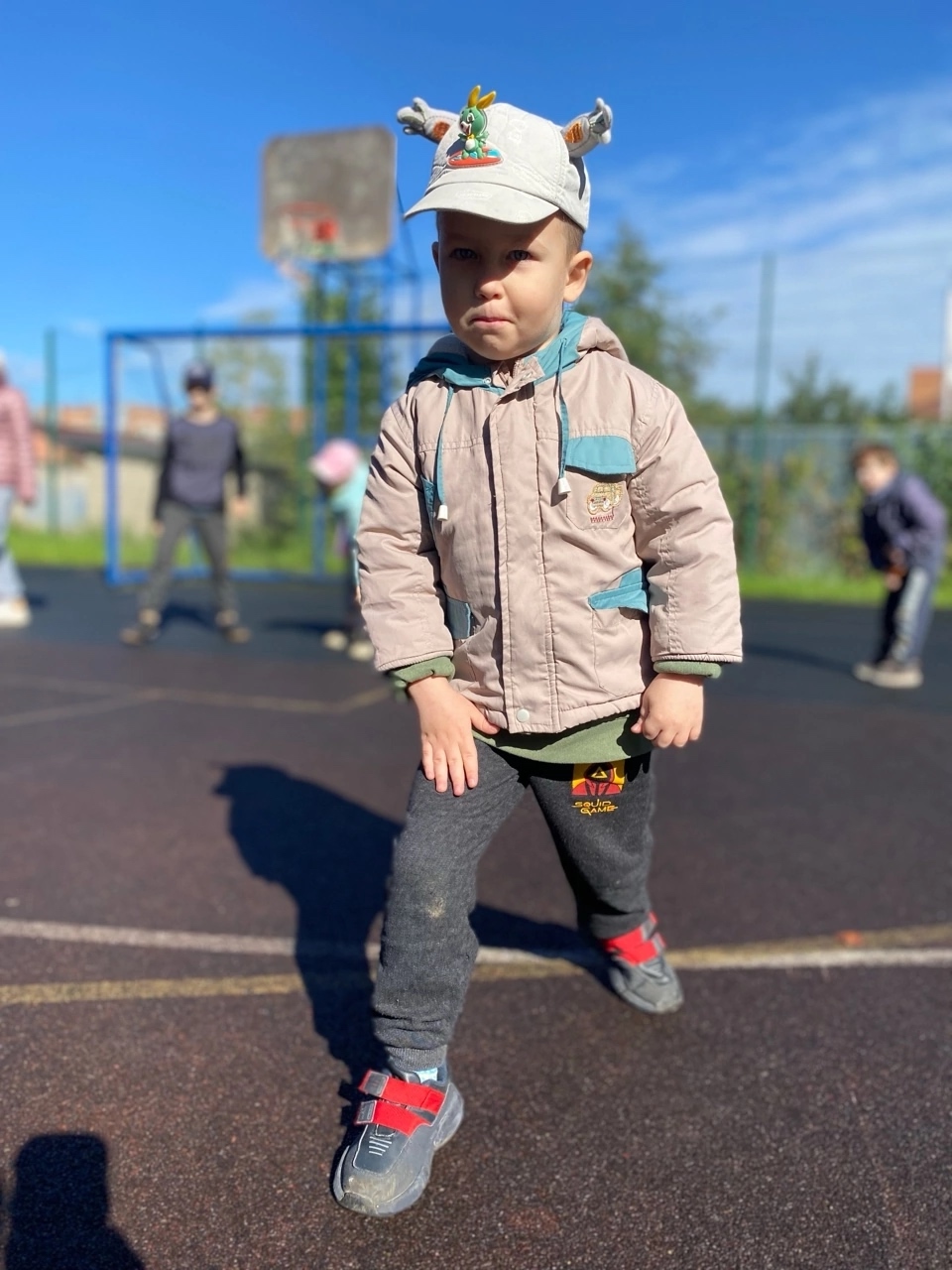 Зарядка со стражем порядка!