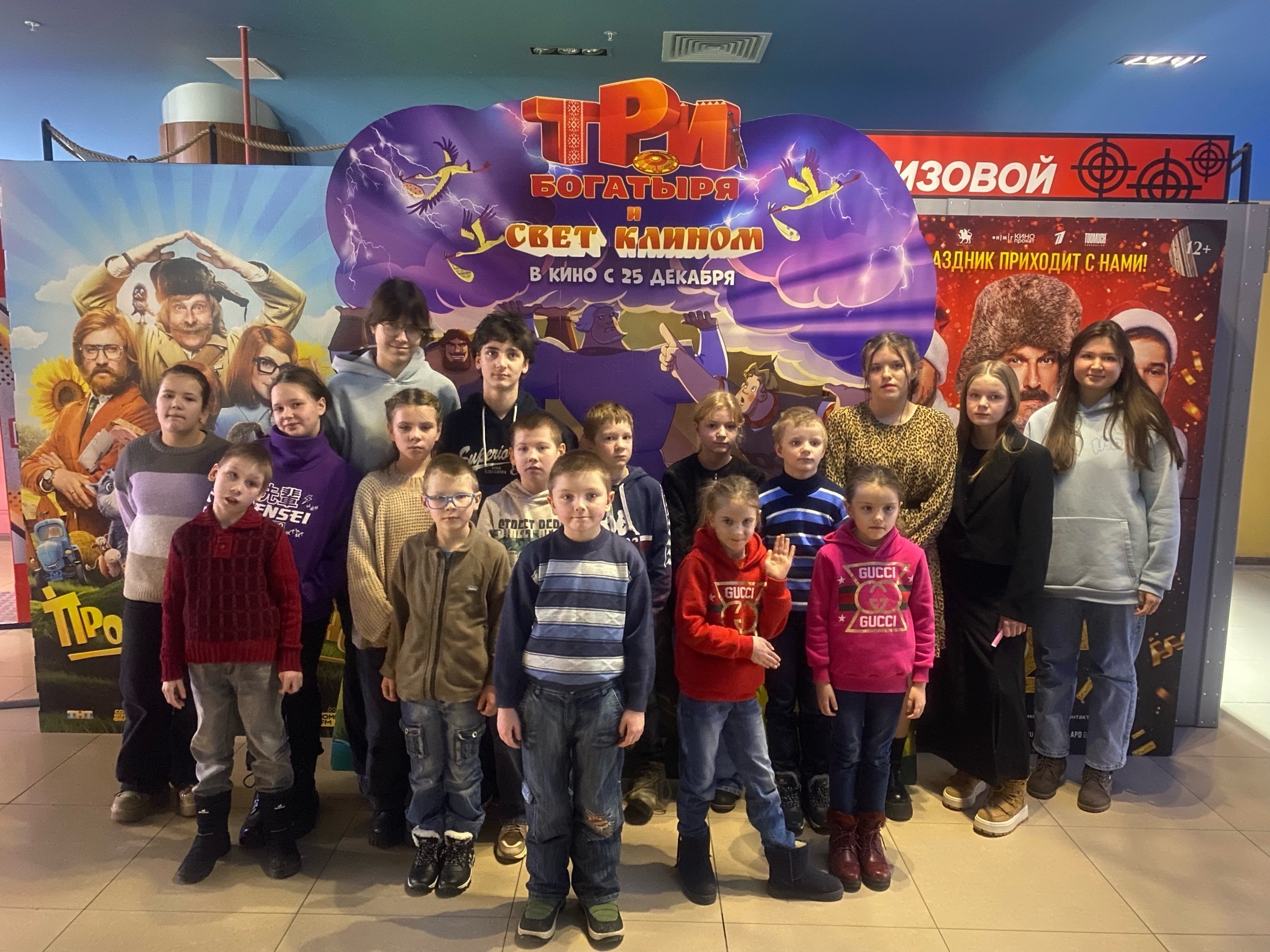 Как приятно в праздничный день посмотреть классный фильм «Буратино»!