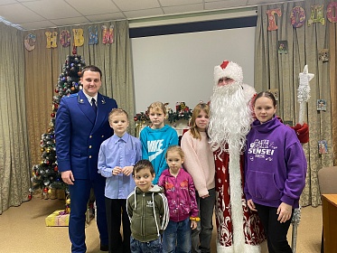 Принимаем новогодние поздравления!