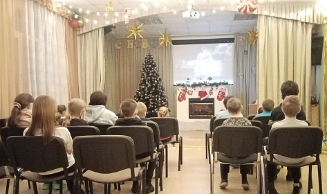 Ёлка приглашает друзей!